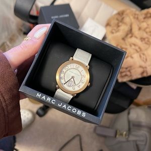 marc jacobs watch